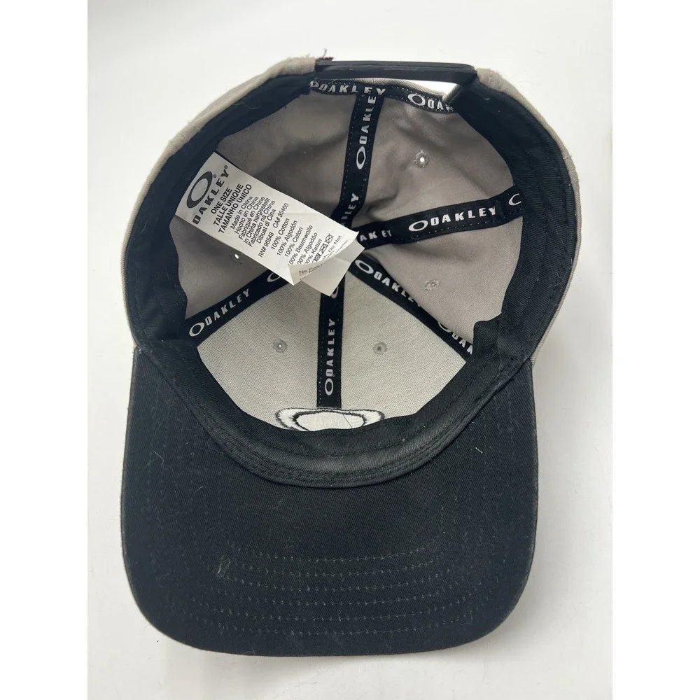 Oakley Gray Black Ellipse Logo Snapback Baseball‎ Cap Hat One Size Adjustable